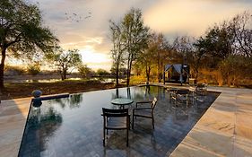 Black Rhino Game Lodge